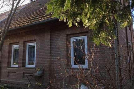 Haus Gnoien Dölitz - 4 Zimmer, 80 m&sup2;, 65.000&euro; | Angebot:24219087