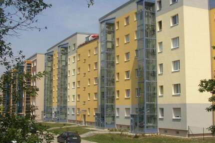 Wohnung zum Mieten in Gera 330,60 € 55.1 m² 2 zimmer