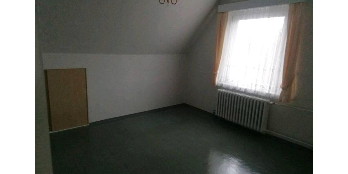 Einfamilienhaus Finsterwalde - 5 Zimmer, 110 m&sup2;, 160.000&euro; | Angebot:26834437