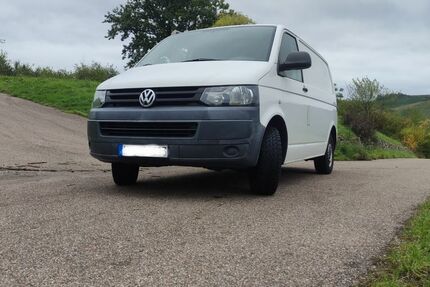 VW T5 Transporter 216.000 km 10.999 € Weinstadt 71384