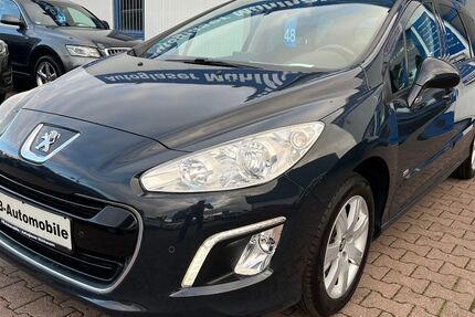 Peugeot 308 124.432 km 4.900 € Mühlhausen 99974