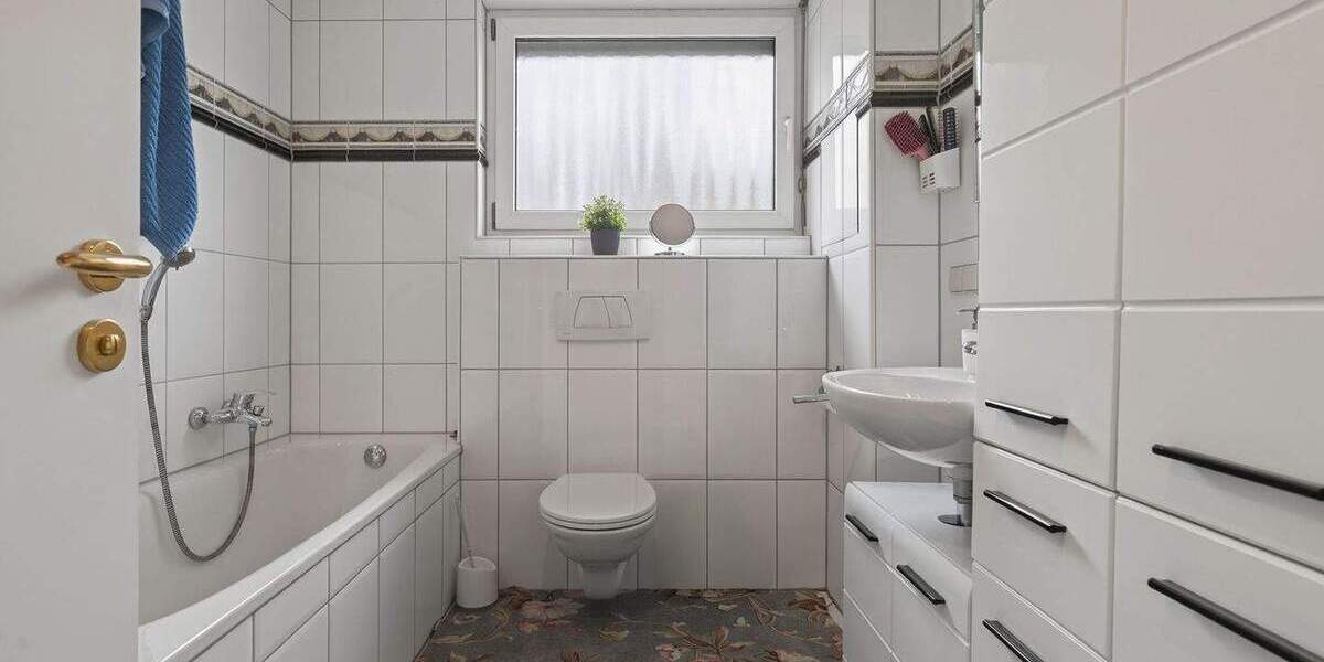 Etagenwohnung Karlsbad / Langensteinbach Langensteinbach - 3 Zimmer, 107 m&sup2;, 379.000&euro; | Angebot:24902162