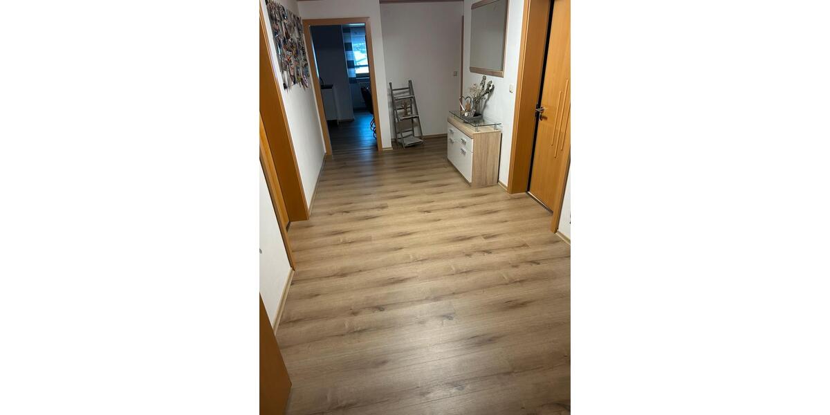 Etagenwohnung Chamerau - 3 Zimmer, 100 m&sup2;, 1.000&euro; | Angebot:24617376