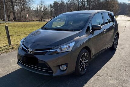 Toyota Verso 45.850 km 16.299 &euro; Pirna 01796