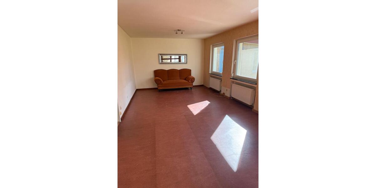 Einfamilienhaus Uslar - 10 Zimmer, 267 m&sup2;, 325.000&euro; | Angebot:26102450
