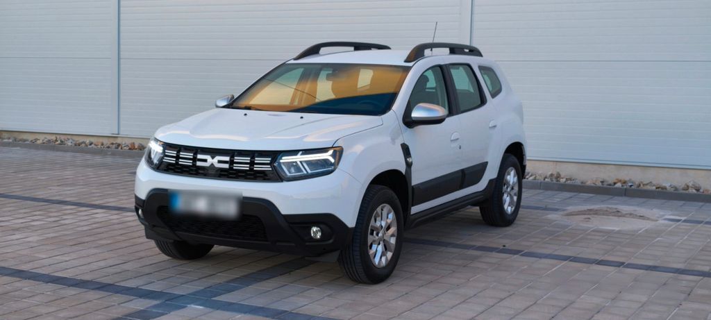 Dacia Duster 37.850 km 15.300 € Selb 95100