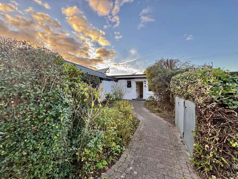 Haus zum Mieten in Elmshorn 1.400 € 137.57 m² 4 zimmer
