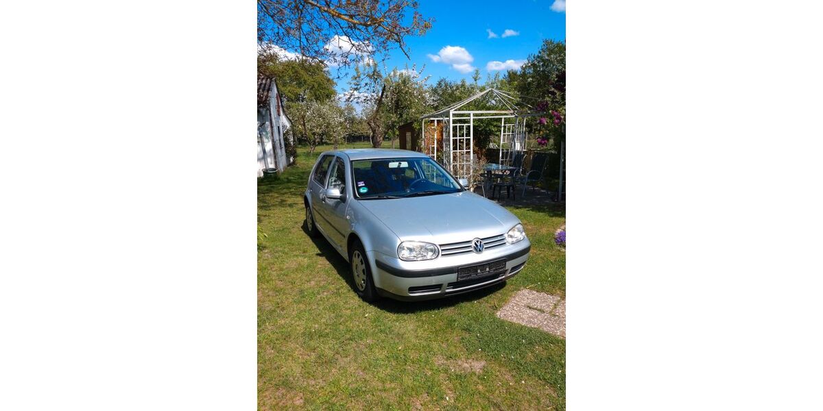 VW Golf 140.107 km 1.800 &euro; Pasewalk 17309
