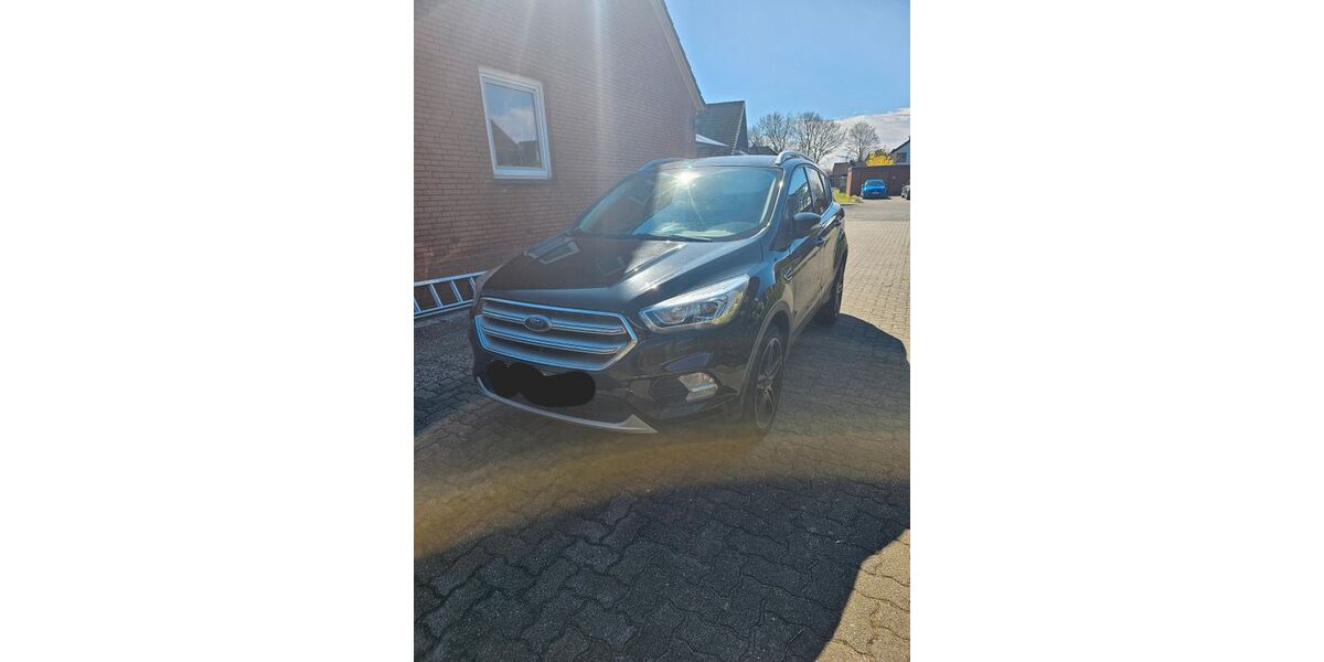 Ford Kuga 111.000 km 11.600 &euro; Jevenstedt 24808