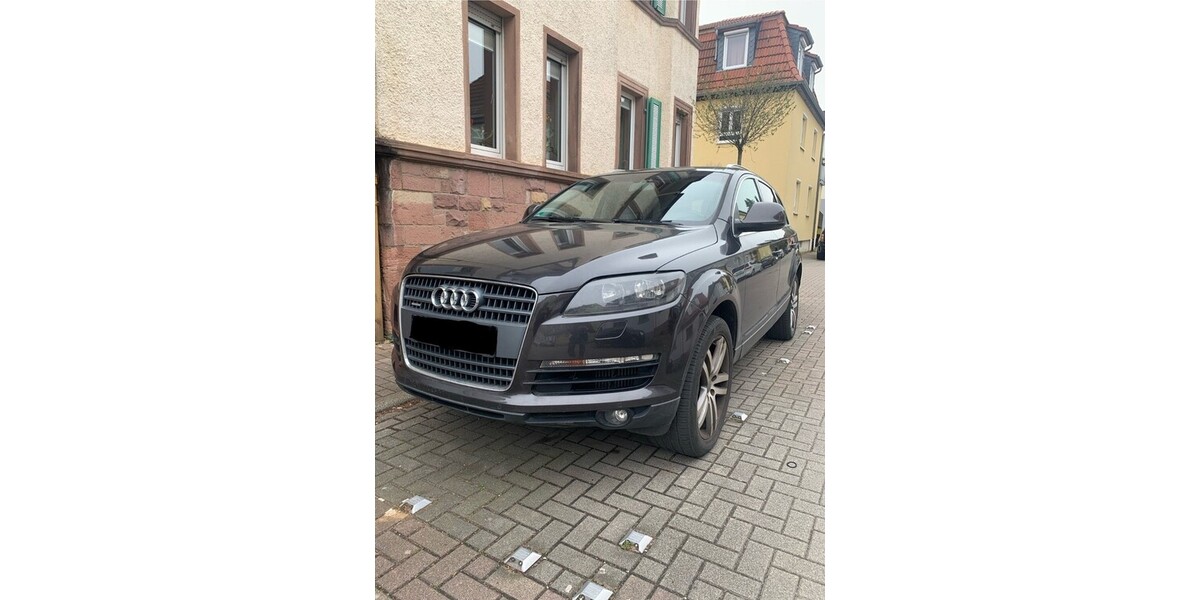 Audi Q7 280.000 km 8.500 &euro; Leimen 69181