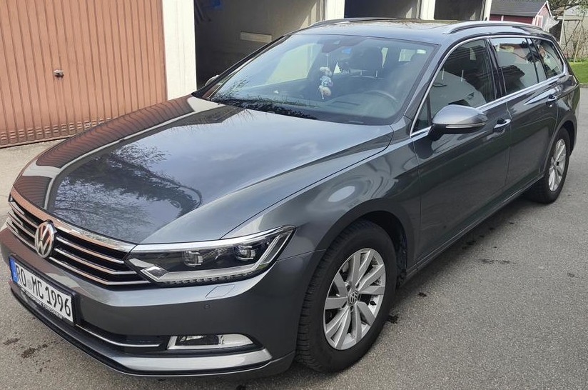 VW Passat Variant 163.000 km 11.900 &euro; Bad Endorf 83093