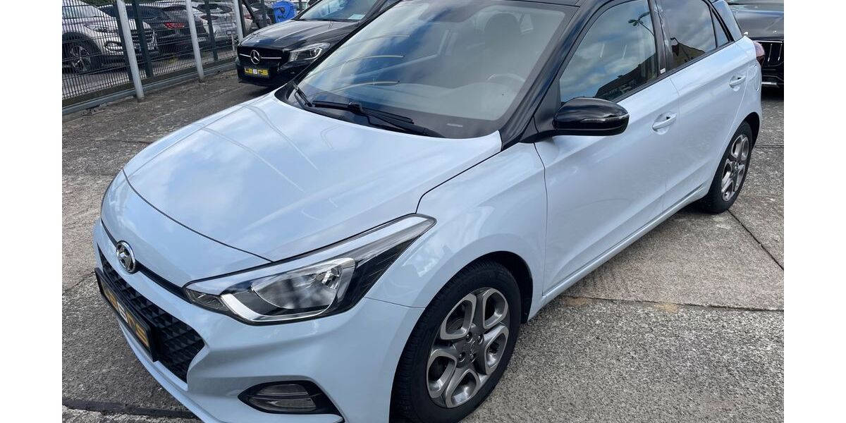 Hyundai i20 75.961 km 11.699 &euro; Bergen auf Rügen 18528