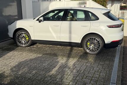 Porsche Cayenne 42.000 km 77.911 &euro; Zweibrücken 66482