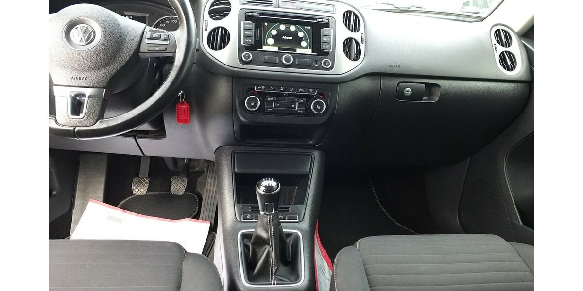 VW Tiguan CUP SPORTSTYLE BMT NAVI PARKPILOT TEMPOMAT 87.859 km 12.704 &euro; Köln 50858