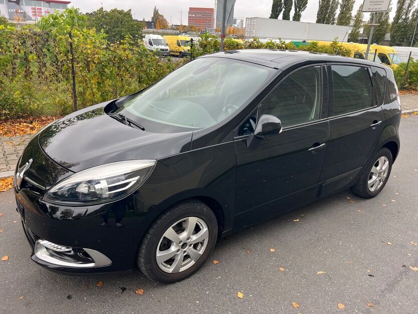 Renault Scenic 90.000 km 6.700 € Berlin 12057