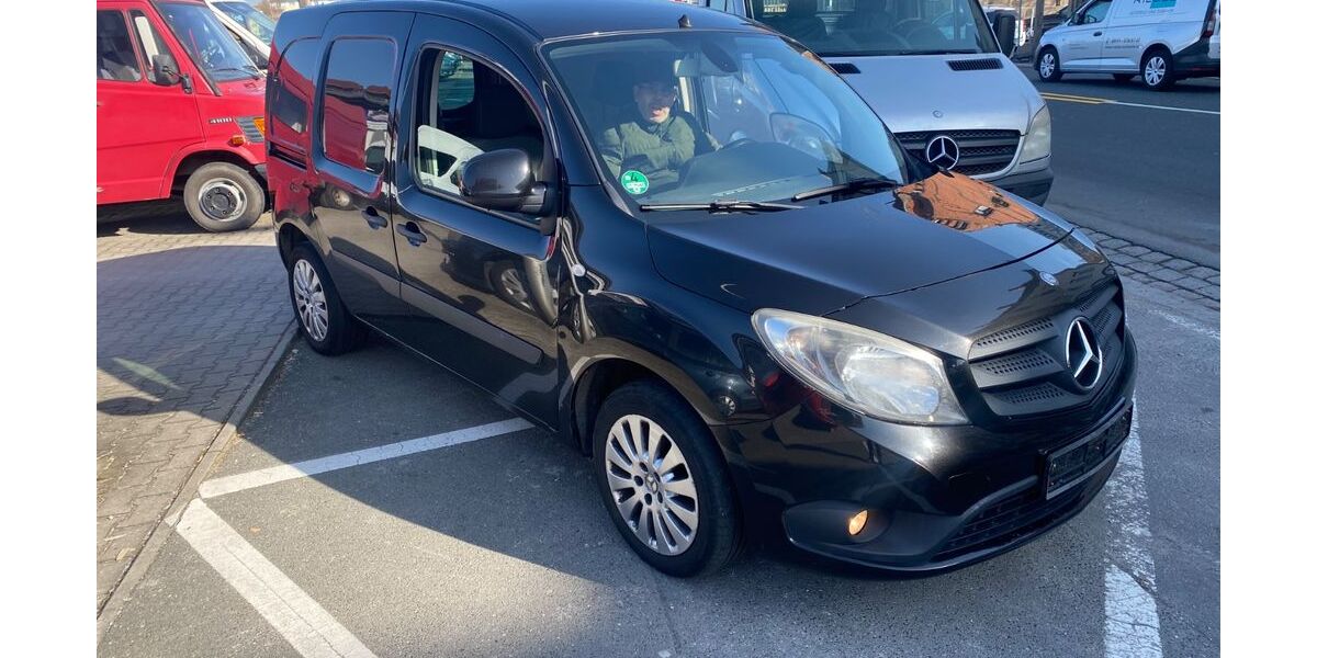 Mercedes-Benz Citan 261.000 km 4.850 &euro; Fürth 90763