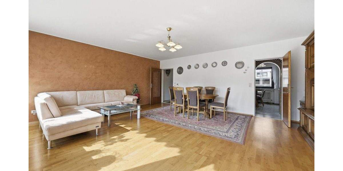 Reihenendhaus Augsburg Hochzoll - 5 Zimmer, 135 m&sup2;, 649.000&euro; | Angebot:25895945