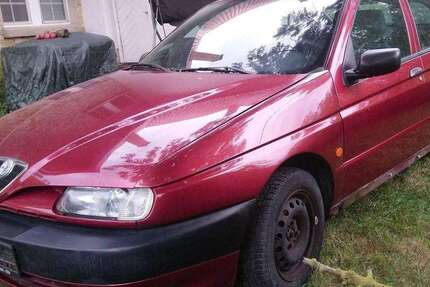 Alfa Romeo 146 168.000 km 380 &euro; Warburg, Hansestadt 34414