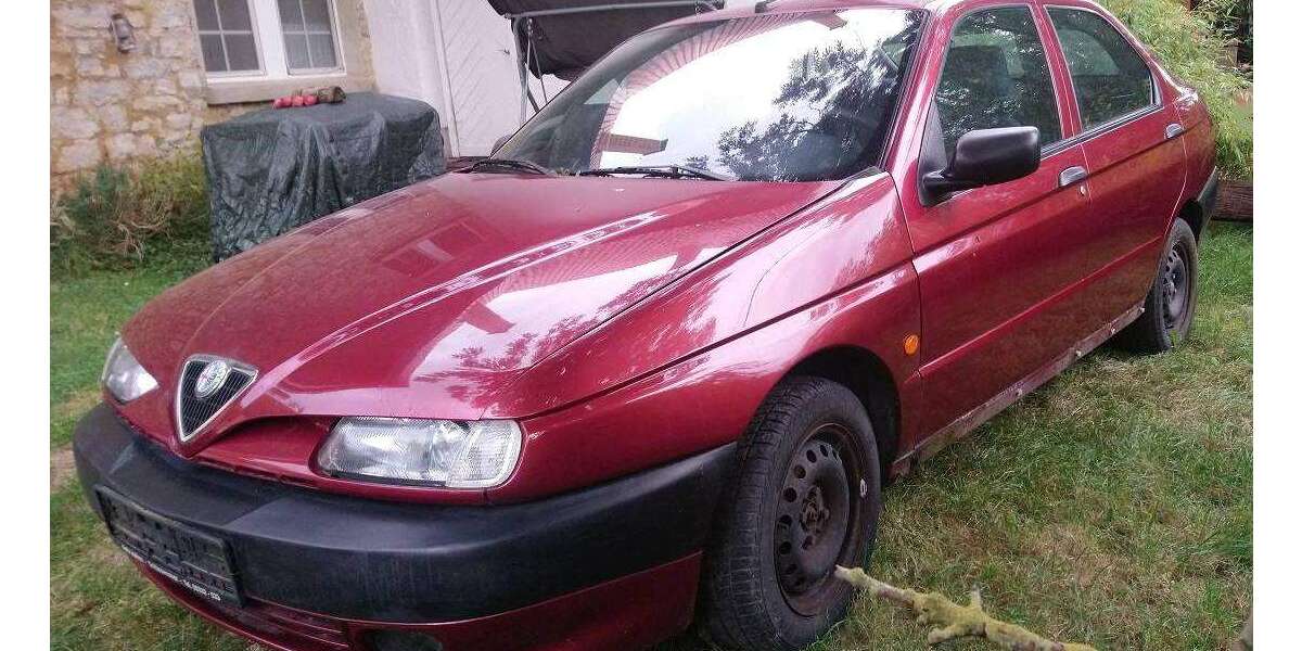 Alfa Romeo 146 168.000 km 380 &euro; Warburg, Hansestadt 34414
