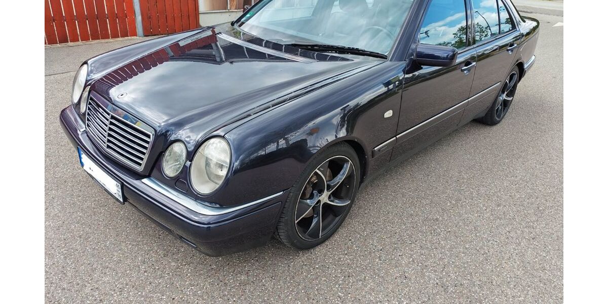 Mercedes-Benz E 430 143.000 km 9.200 &euro; Germering 82110