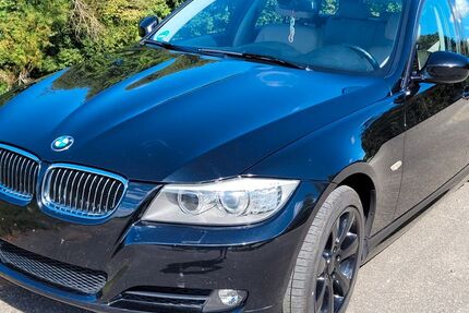 BMW 325 235.303 km 8.599 € Pfatter 93102
