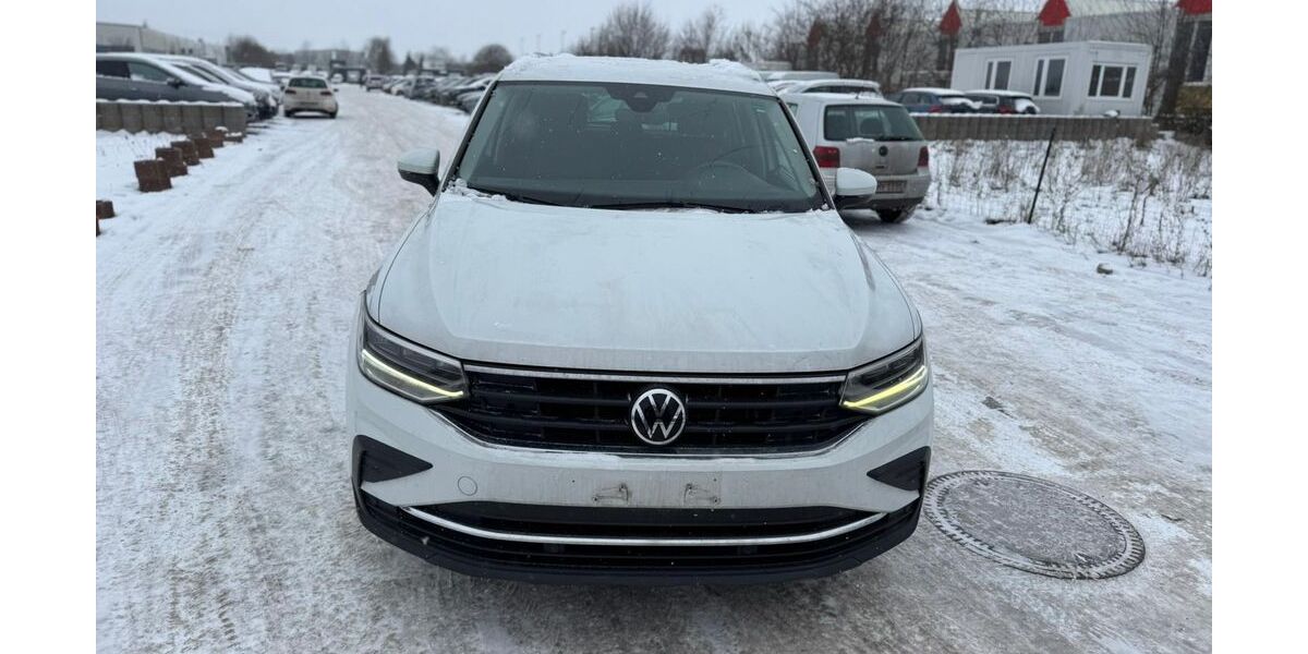 VW Tiguan 198.600 km 16.000 &euro; Berlin 12351