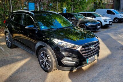 Hyundai TUCSON 78.000 km 16.000 &euro; Hamburg 22609