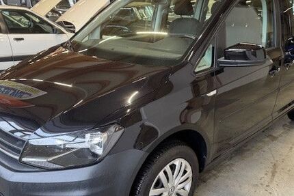 VW Caddy 60.500 km 26.990 &euro; Oderding 82398