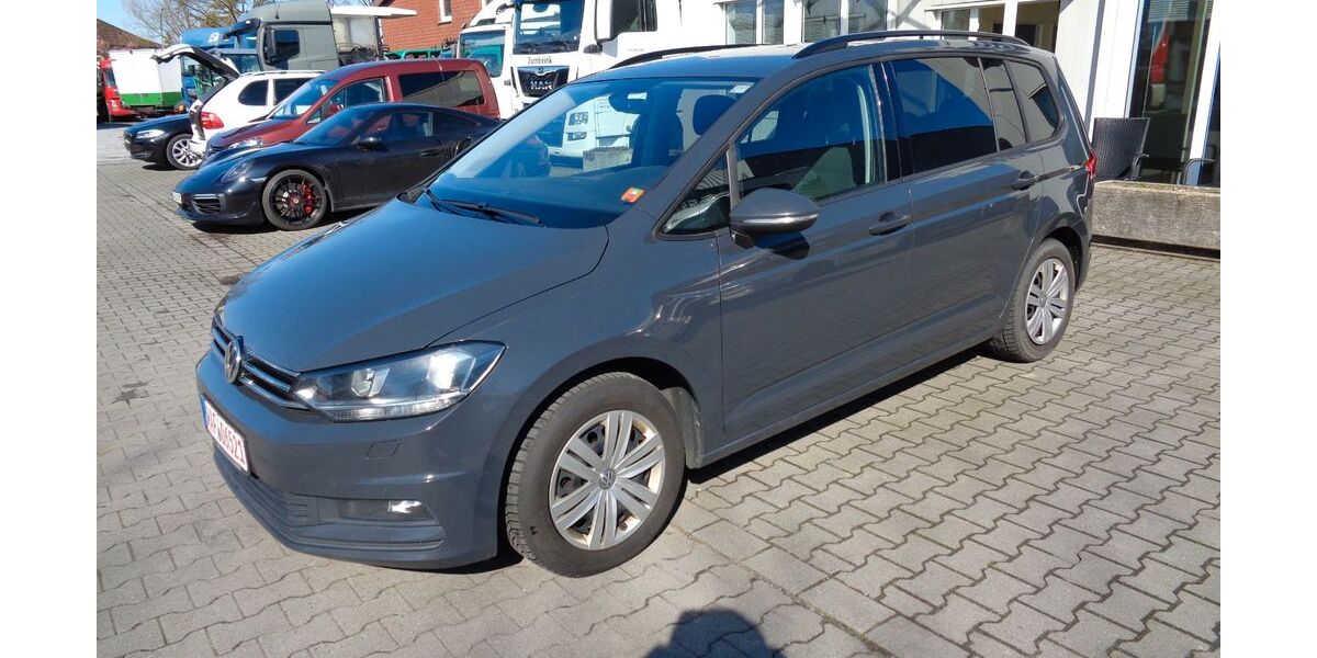 VW Touran 324.950 km 11.067 &euro; Warendorf 48231
