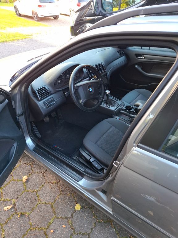 BMW 316 222.000 km 3.850 € Flieden 36103