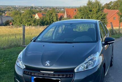 Peugeot 208 74.000 km 8.790 € Minden 32425