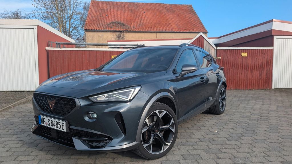 Cupra Formentor 31.800 km 25.600 &euro; Kissenbrück 38324