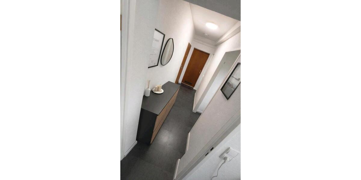 Etagenwohnung Eschborn - 2 Zimmer, 50 m&sup2;, 890&euro; | Angebot:25404514