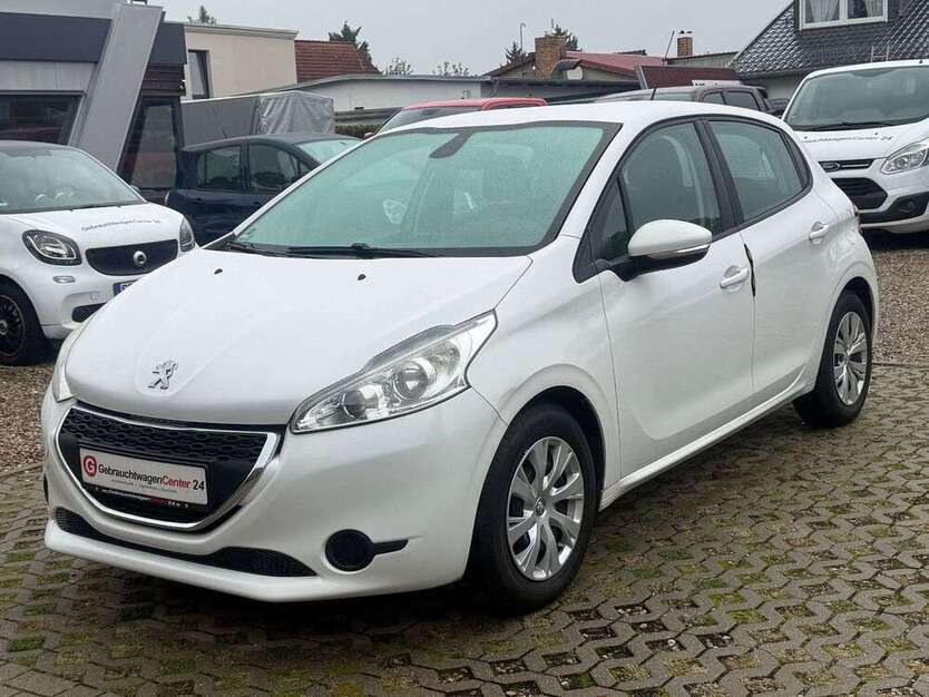 Peugeot 208 71.027 km 5.990 € Hoppegarten 15366