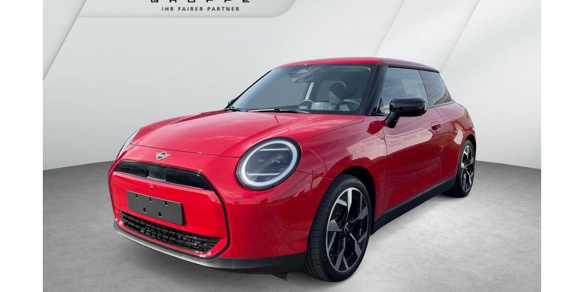 Mini Cooper E 4.706 km 30.301 &euro; Bremerhaven 27572