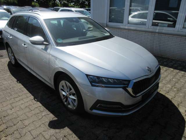 Skoda Octavia Style 2.0 TDI DSG NAVI GRA LED ALU APS SIT 106.630 km 20.988 &euro; Bergkamen 59192