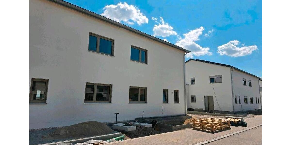 Doppelhaushälfte Regensburg Brandlberg - 5 Zimmer, 150 m&sup2;, 2.760&euro; | Angebot:26278685