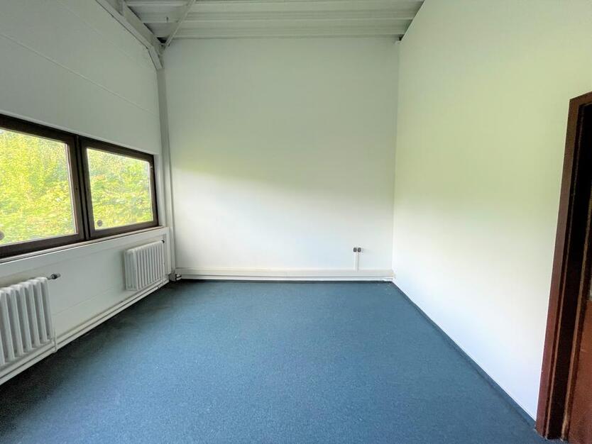 PROVISIONSFREI!!! Rampenlager mit Büroflächen