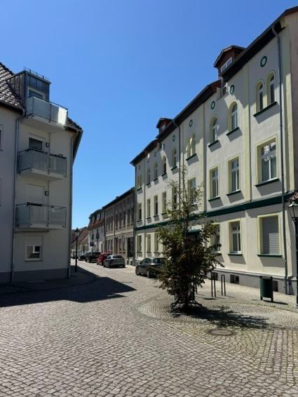 Etagenwohnung Schwedt - 4 Zimmer, 85 m&sup2;, 225.000&euro; | Angebot:26799744