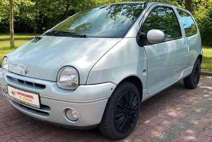 Renault Twingo 127.614 km 1.250 € Borna 04552
