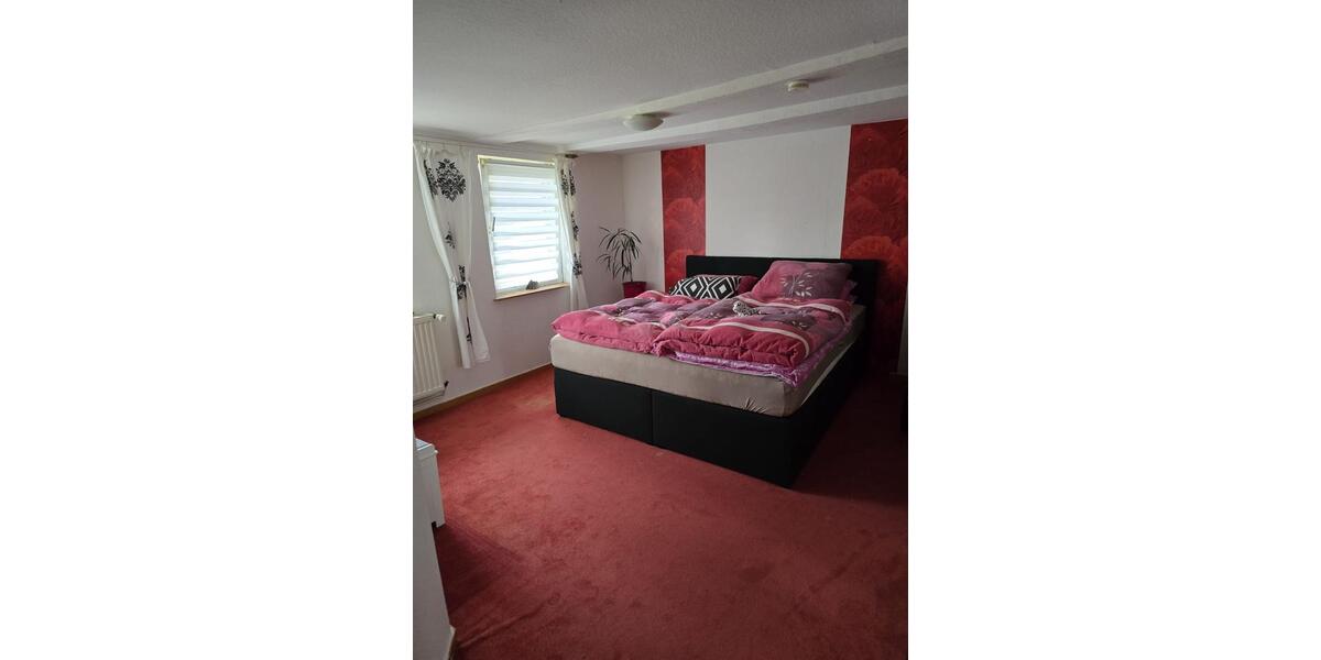 Mehrfamilienhaus, Wohnhaus Diekholzen - 8 Zimmer, 225 m&sup2;, 229.900&euro; | Angebot:27045894