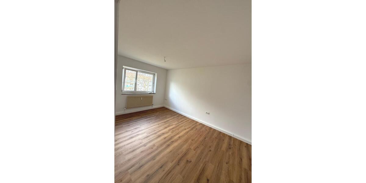 Etagenwohnung Amberg - 3 Zimmer, 90 m&sup2;, 945&euro; | Angebot:25127356