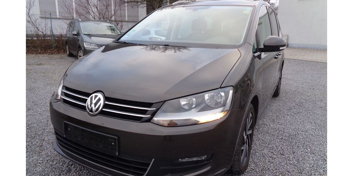 VW Sharan 196.900 km 14.700 &euro; Karlsruhe 76135