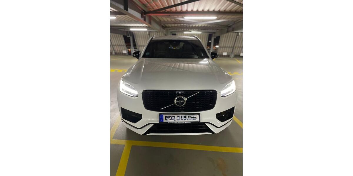 Volvo XC90 99.200 km 43.500 &euro; Stuttgart 70469