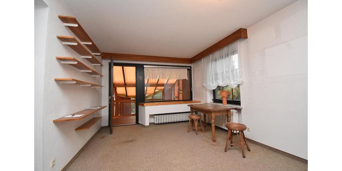 Villa Osterode am Harz - 11 Zimmer, 314 m&sup2;, 369.000&euro; | Angebot:26762242