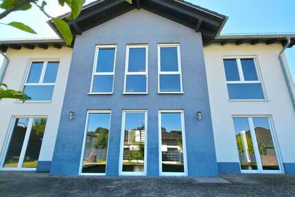 Haus zum Mieten in Mittelbrunn 2.750 € 358 m² 5 zimmer