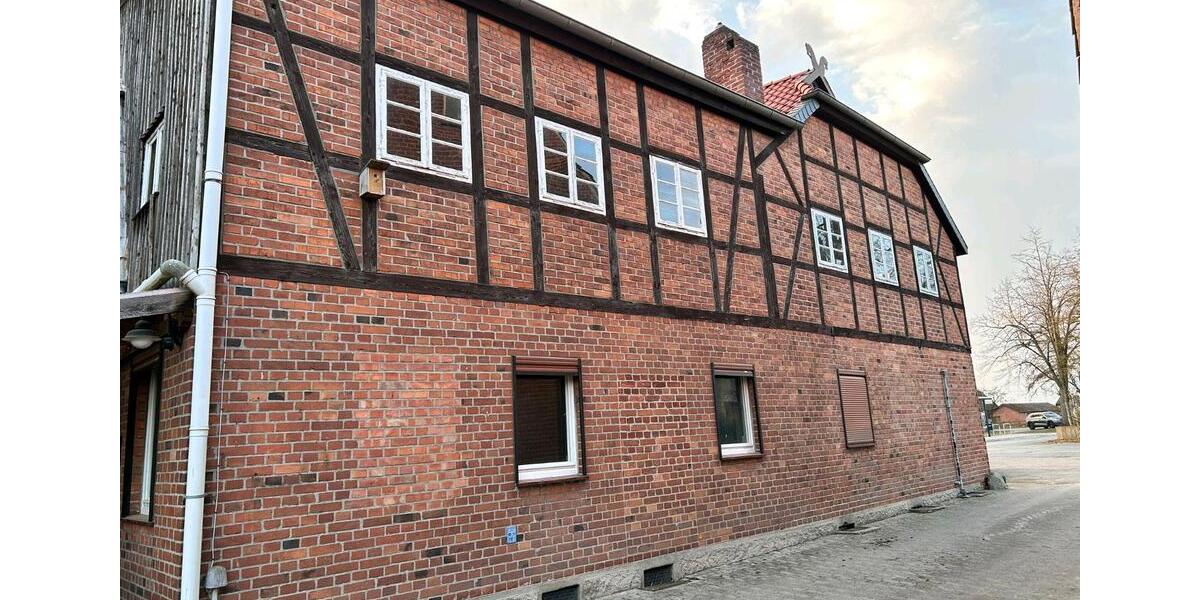 Einfamilienhaus Wittingen Knesebeck - 8 Zimmer, 250 m&sup2;, 135.000&euro; | Angebot:26532558