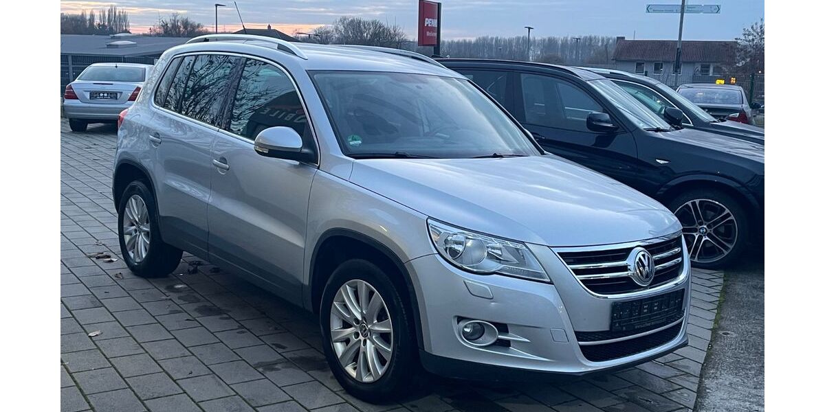 VW Tiguan 186.600 km 5.499 &euro; Oberhausen-Rheinhausen 68794
