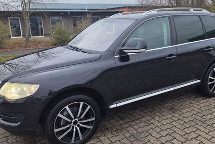 VW Touareg 195.000 km 9.999 &euro; Müden / Aller 38539