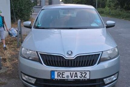 Skoda Rapid 196.999 km 4.000 &euro; Recklinghausen 45663